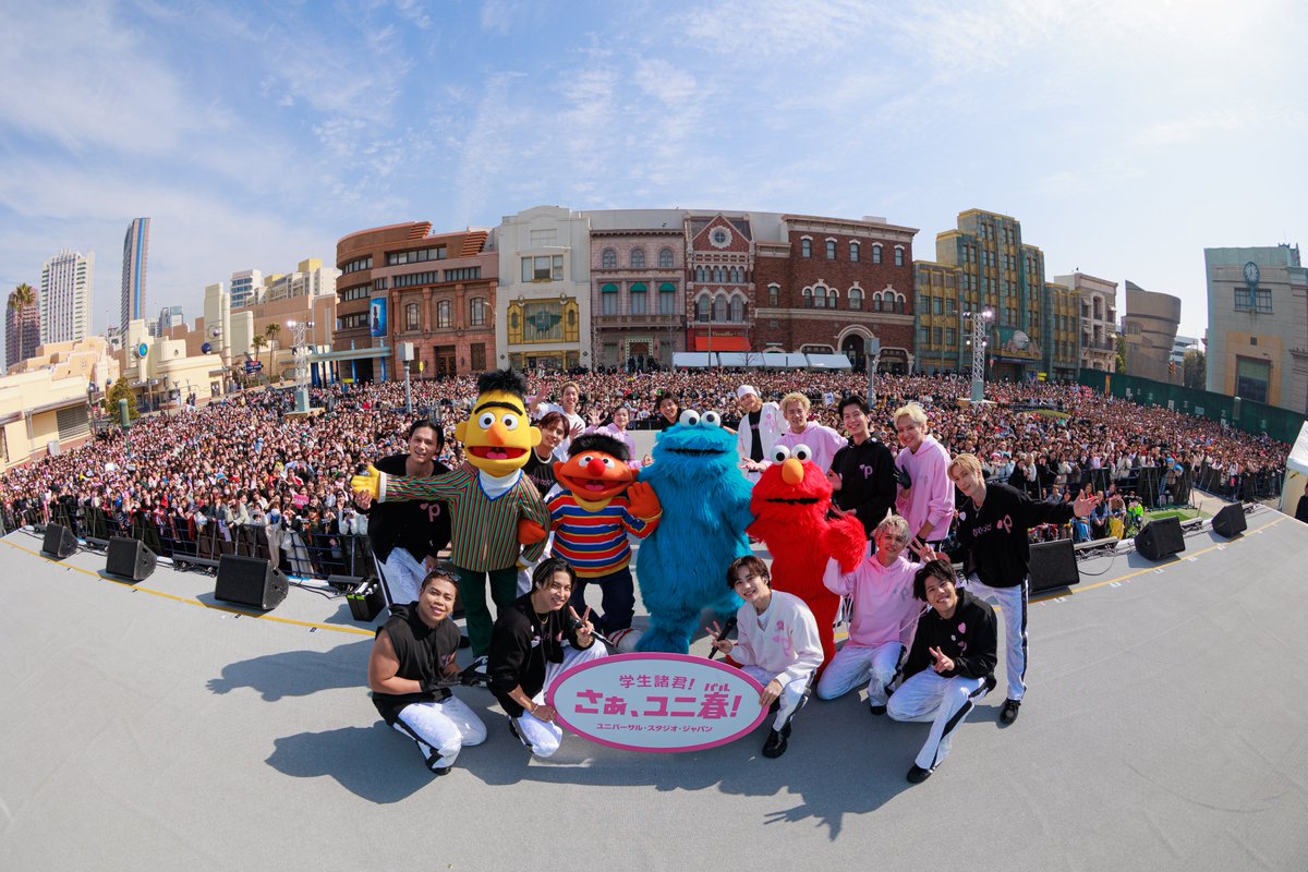 LiveenMu's tweet image. THE RAMPAGE、 『ユニ春！ライブ 2026』にて セサミストリートと夢の共演！ lvtimes.net/music/75568/ 
#THERAMPAGE #ユニ春ライブ2026 #LIKIYA #陣 #RIKU #神谷健太 #与那嶺瑠唯 #山本彰吾 #川村壱馬 #吉野北人 #岩谷翔吾 #浦川翔平 #藤原樹 #武知海青
#長谷川慎 #龍 #鈴木昂秀 #後藤拓磨