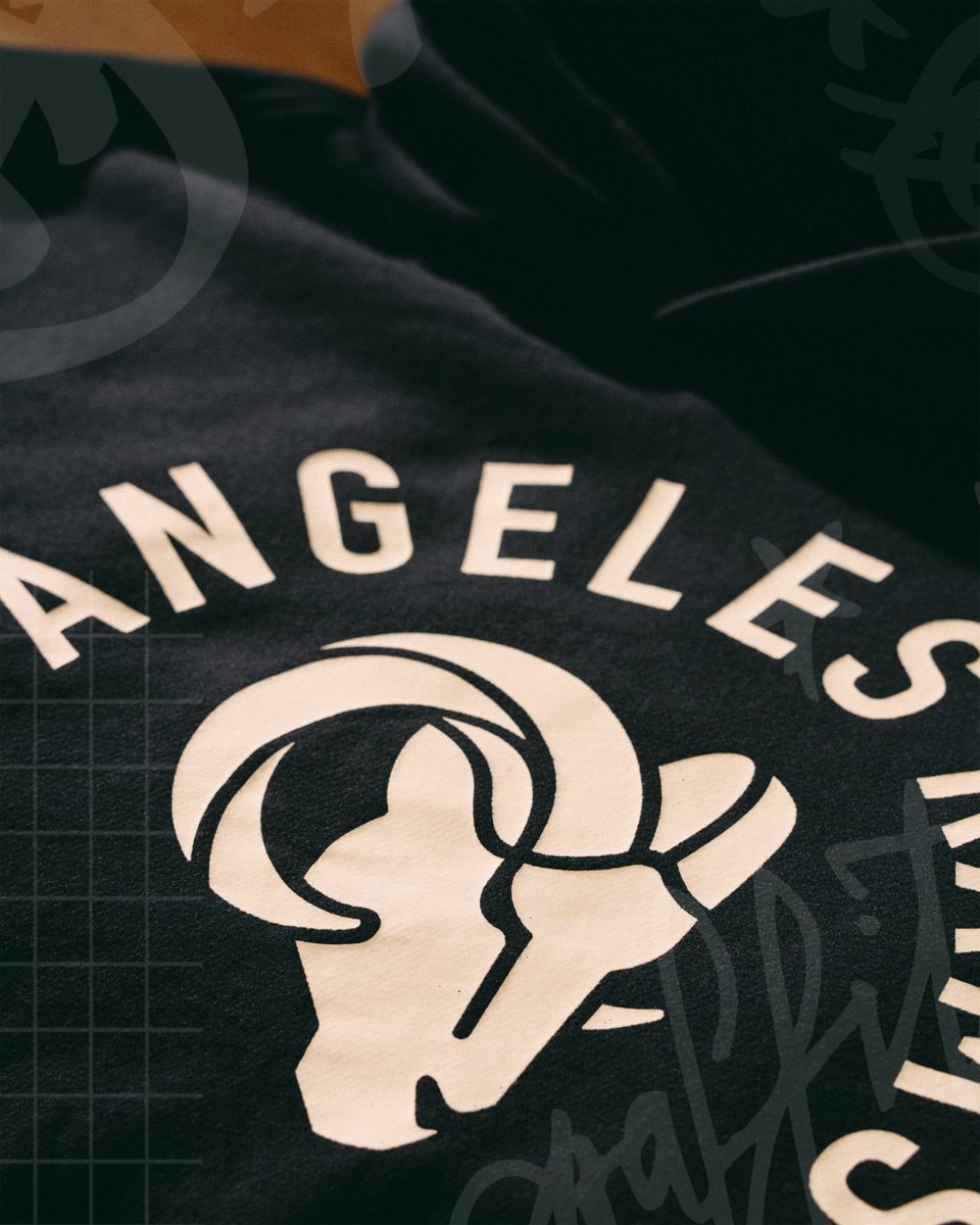 NFL Style tweet media