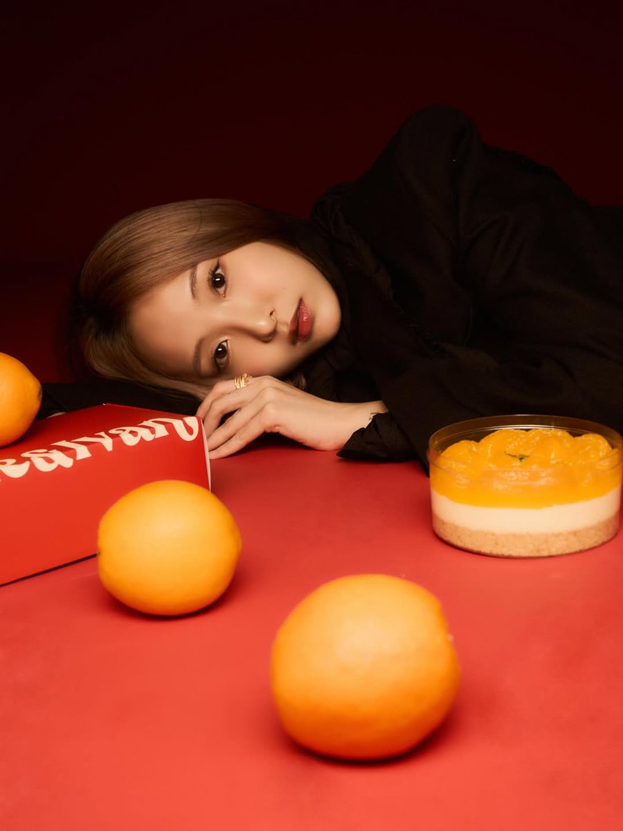 oley2518's tweet photo. คูม ceo กับลุคตรุษจีนสวยโซจึ้งมากเลยอะ 🍊🧧✨️ https://t.co/MrThPmZdVj
