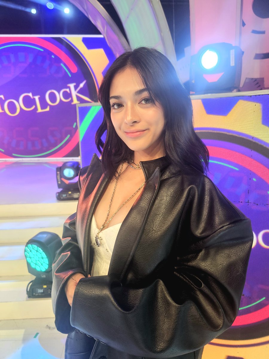 TiktoClockGMA tweet media