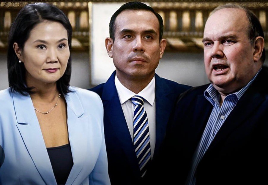 tuesta's tweet photo. PALACIO Y EL INQUILINO PRECARIO: “Cuando un evento, incluso violento, se produce continuamente, pierde su capacidad de generar una reacción efectiva y pasa a ser parte de lo rutinario. Quizá el martes 17 termine con un nuevo presidente, el octavo en una década. Pero pocos saben que este es el período democrático más largo de la historia republicana: un cuarto de siglo y pronto tendremos al sexto presidente elegido de manera continua. Para buscar el antecedente debemos remontarnos a inicios del siglo XX, en la república aristocrática, que produjo una docena de años de vida democrática y cinco presidencias. Pero nunca como el que estamos viviendo. Esto que debiera consolidar nuestro sistema democrático no es así. El régimen continúa, sí, pero el poder es efímero. El presidente es un inquilino precario. Tres presidentes seguidos -Toledo, García, Humala- en los primeros quince años del siglo y, luego, siete (quizá ocho) en diez años, de los cuales solo dos nacen de elecciones.

El Parlamento -o el grupo de partidos que se asociaron en él- se dio cuenta de que podía forzar el marco institucional y poner en jaque al presidente de turno con la figura de la vacancia. Tanto se normalizó deshacernos de los presidentes que, si sale Jerí, nadie lo defenderá, como ocurrió con Dina Boluarte. Será un episodio más de una serie que pasó de tragedia a drama. Se ha instalado pues la indiferencia. El tema no es la inestabilidad y el orden, sino el poco apego de la ciudadanía a sus gobernantes. La mentada legitimidad.

Se podrá discutir sobre las prácticas y presuntos negocios de Jerí,la legalidad o no de sus actos o la pertinencia o no de su salida delante de un proceso electoral. Pero lo cierto es que, para los partidos que controlan el Congreso, importa la suma de votos y no el peso de las razones. Importa si les afecta o beneficia de cara a las elecciones. No más. El Congreso podrá discutir si corresponde censura o vacancia, pero eso ya poco importa cuando un poder del Estado hace tiempo traspasó los límites que permiten que las instituciones se relacionen, se balanceen y que los bordes sean claros. Es el desborde del poder.

La continua frustración y la violencia cuando hay protesta han terminado por despolitizar la vida pública. Es que ahora las democracias no colapsan: se corroen, se carcomen por dentro y solo queda la fachada. Dejan de ser un sistema que canaliza las demandas ciudadanas por vías institucionales, para dar paso al populismo ramplón, la grita fácil y el carnaval electoral.

Si sale o se queda José Jerí, ha dejado de ser importante para la gente: uno más. Se cambiará de gobierno, de presidente, pero si no se cambia la composición parlamentaria difícilmente cambiará algo. Sí, las elecciones son una oportunidad; también se pierden. Y, en el Perú, ya ha ocurrido muchas veces”
#Jeri #vacancia