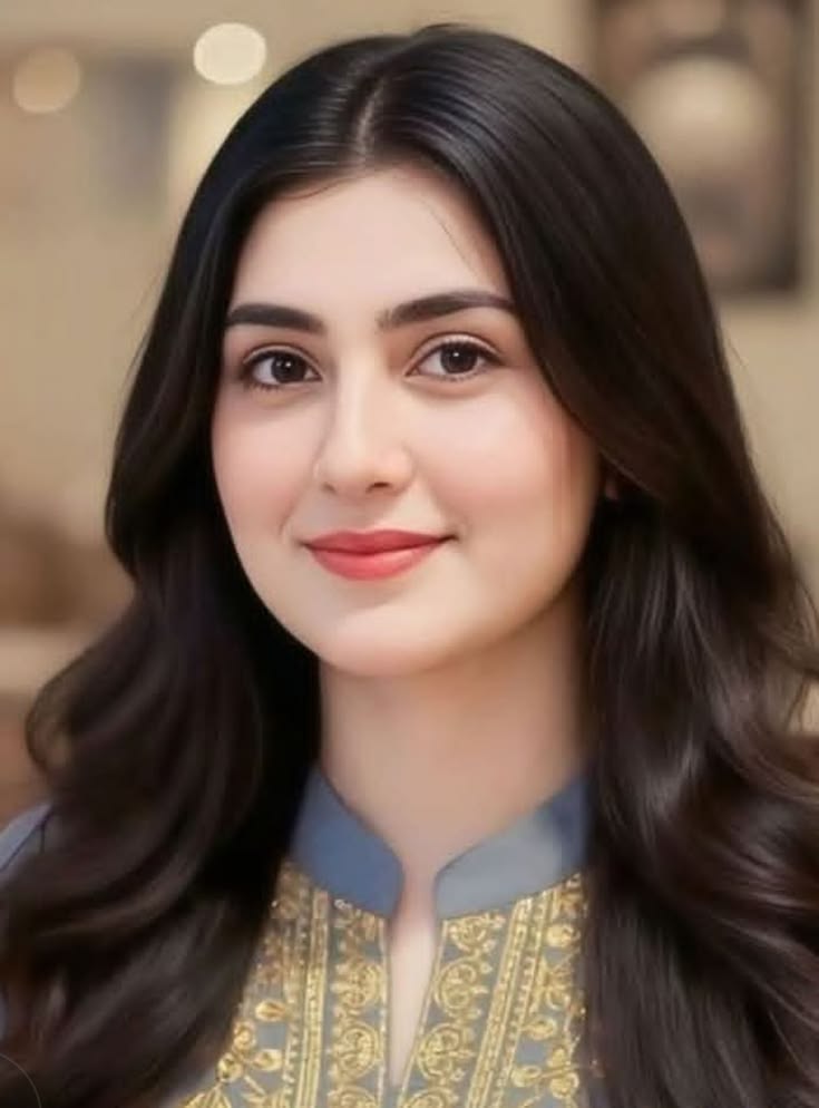 जीवन में केवल ताकत ही नहीं, बल्कि खुद को परिस्थितियों के अनुसार ढालने की कला ही असली सफलता की कुंजी है। जो स्वयं को बदलना और समय के साथ समायोजित करना सीख लेता है, वही आगे बढ़ता और सफल होता है। आज के दिन की शुरुआत साहस और मुस्कान के साथ करे। 

सुप्रभात दोस्तो💞👩😊