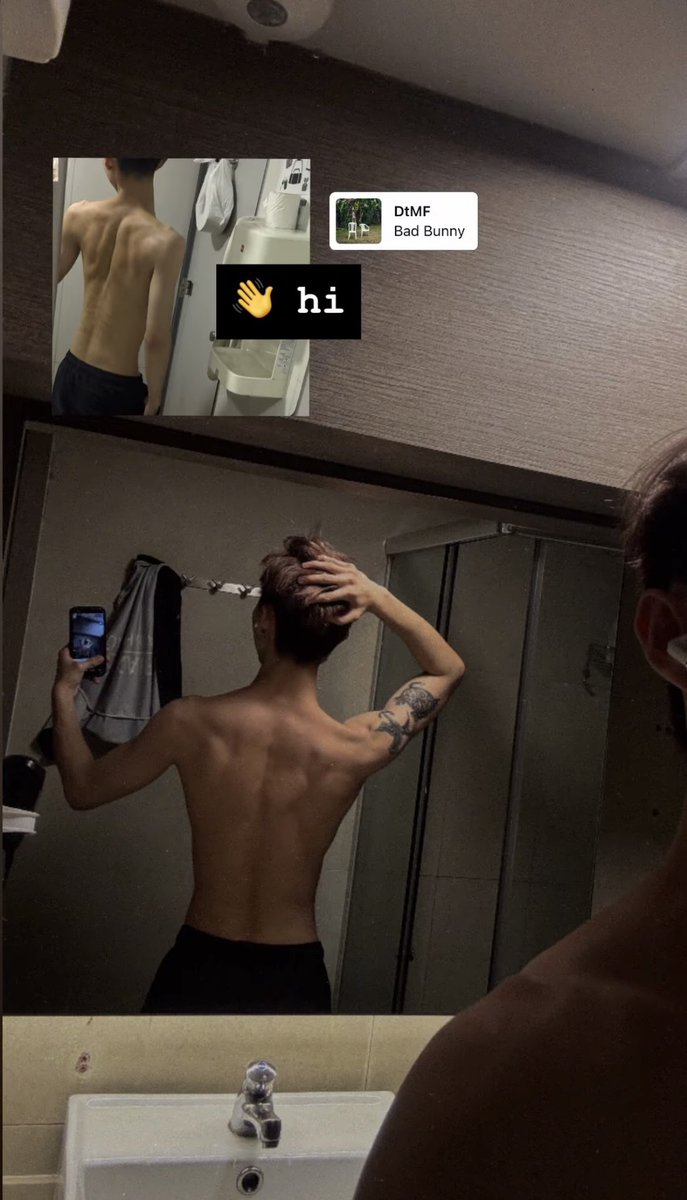 k31th_50h's tweet photo. Damn sian one loo there are days u gym and u still feel small and days u hype urself thinking u got big but then 😪😪 https://t.co/lg9a2rPxW0