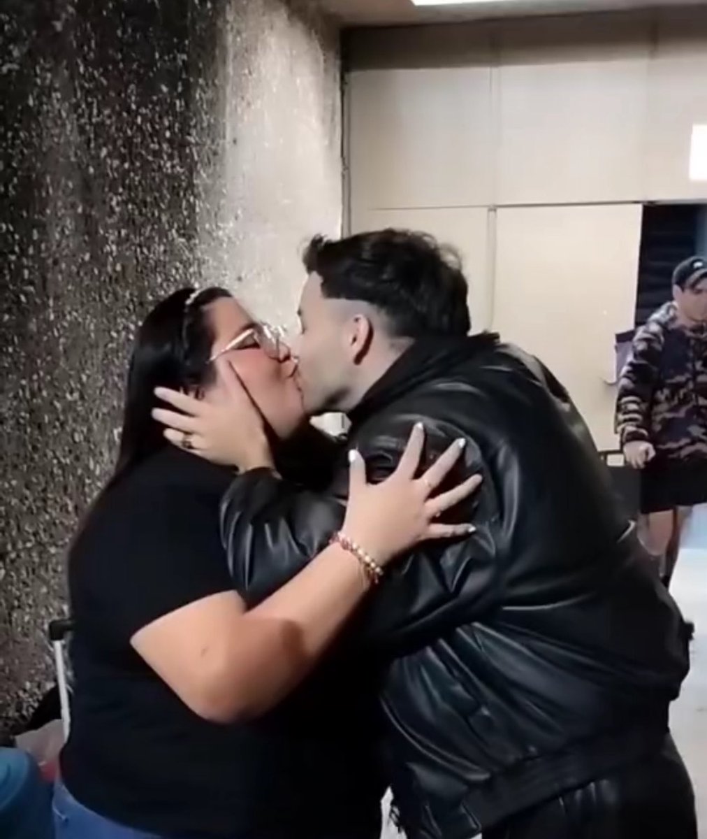 _fervazquezC's tweet photo. Hace un año me estaba comprometiendo con Agoney 🥲💍 https://t.co/87fEuCnh9F