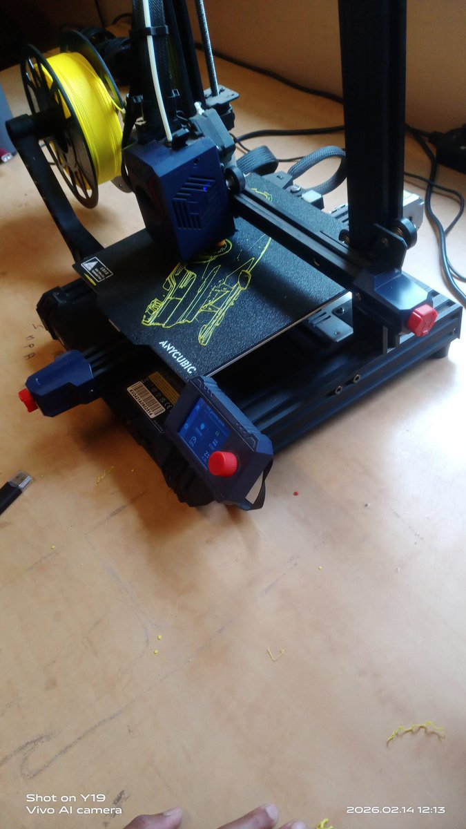 scriptlife_2's tweet image. My first 3D print... and my first 3D print failed. .....Any tips for a beginner? 

#3DPrinting #Anycubic #PrintFail