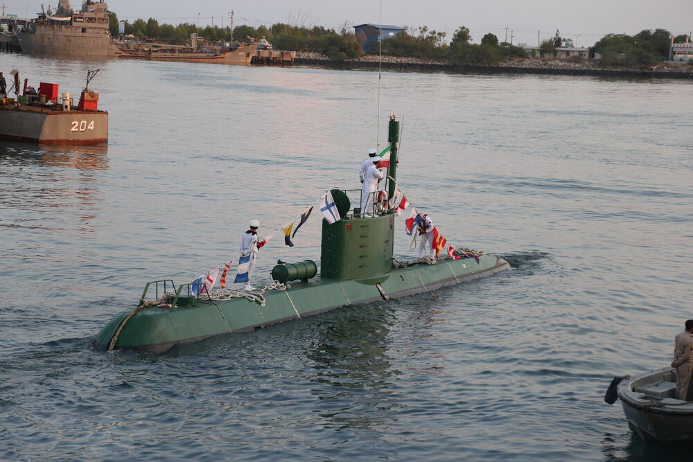 EurasiaNaval's tweet photo. One of Iran's most overlooked naval assets is its midget submarines. The Ghadir class midget submarine takes coastal defence to the extreme. Displacing just 125 tons submerged, they are specifically built for the very shallow waters of much of the Persian Gulf. Iran has between 15 to 20 of these boats depending on the source.

They have just two torpedo tubes, and are not believed to carry reloads. They can fire torpedoes and cruise missiles, prepare ambush, lay naval mines and retrieve special forces, like frogmen. According to some accounts, the Ghadir is able to stay hidden by resting quietly on the seabed, which is one of the possible asymmetric tactics the Iranian Navy can employ during hostilities.

Given their numbers, the Ghadir can overwhelm technologically superior enemies, especially given that they are more expendable than larger subs that Iran also has. The development of midget submarines embodies the investment Iran had made in asymmetric naval warfare, which aims to overcome the US Navy with unconventional methods.

If you enjoyed this post, please consider buying me a coffee: https://t.co/kzjclPSDEr
