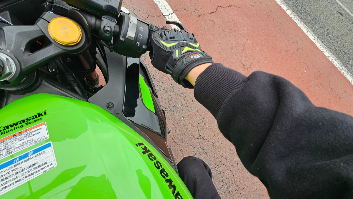 春になった！！！！！🌸🐝🏍 #zx25r