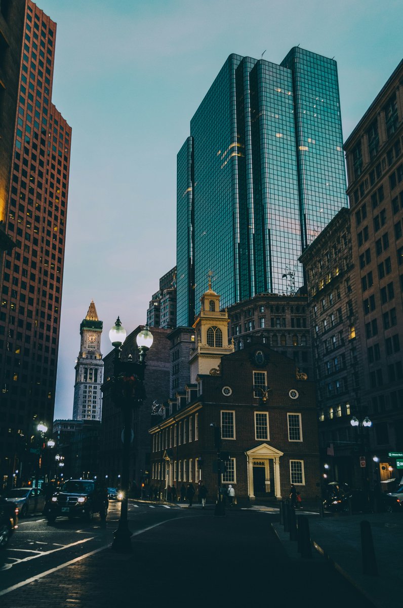 Techweek_'s tweet photo. every founder and VC you want to meet will be in Boston or NYC over two weeks. 1,000+ events. sign up for the calendar.