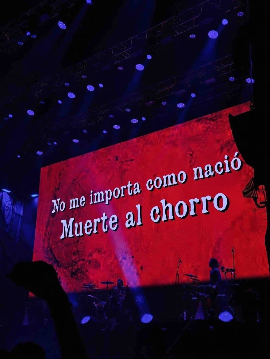 Me chupa Ia pija como nació, Ios quiero agujereados, secos y fríos en eI piso a la totalidad de todos esos ngr0s de mierda.