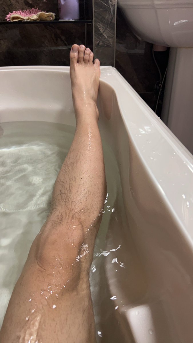 Longue est la nuit tweet media