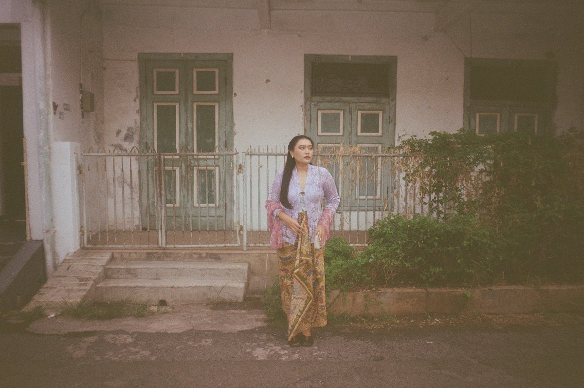 I’LL TAKE IT AS A COMPLIMENT 🙏🏻

ternyata outfit berkebaya vintageku SUDAH DIAKUI INTERNATIONAL, PANGGIL AKU NYAI 💯💋