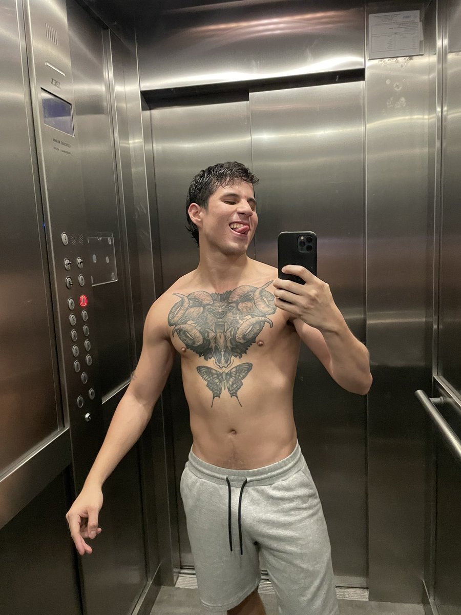 Geor2000m's tweet photo. Alguien entrenó y quedó caliente 🥵 
Quien por Palermo ? https://t.co/3jw26k6mt3