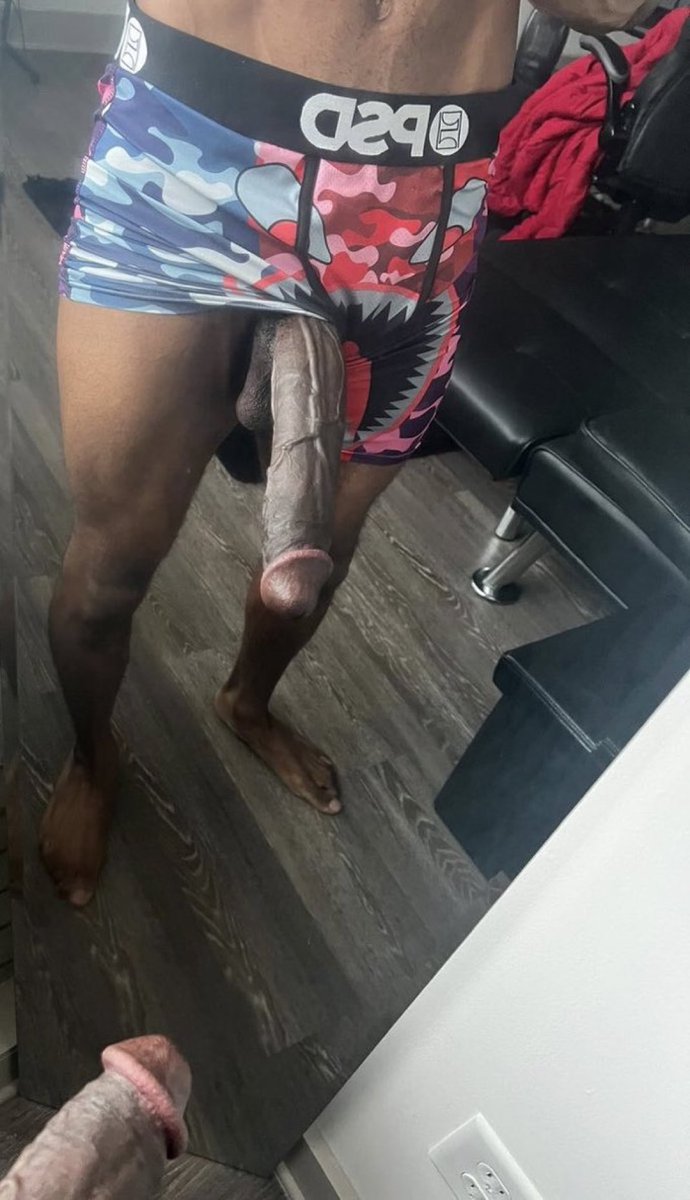 musclehunk01's tweet photo. Suck or ride https://t.co/SiOFm72WRx