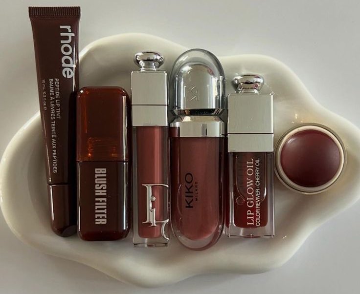 aesttics's tweet photo. shades of brown https://t.co/e0emrQggR4