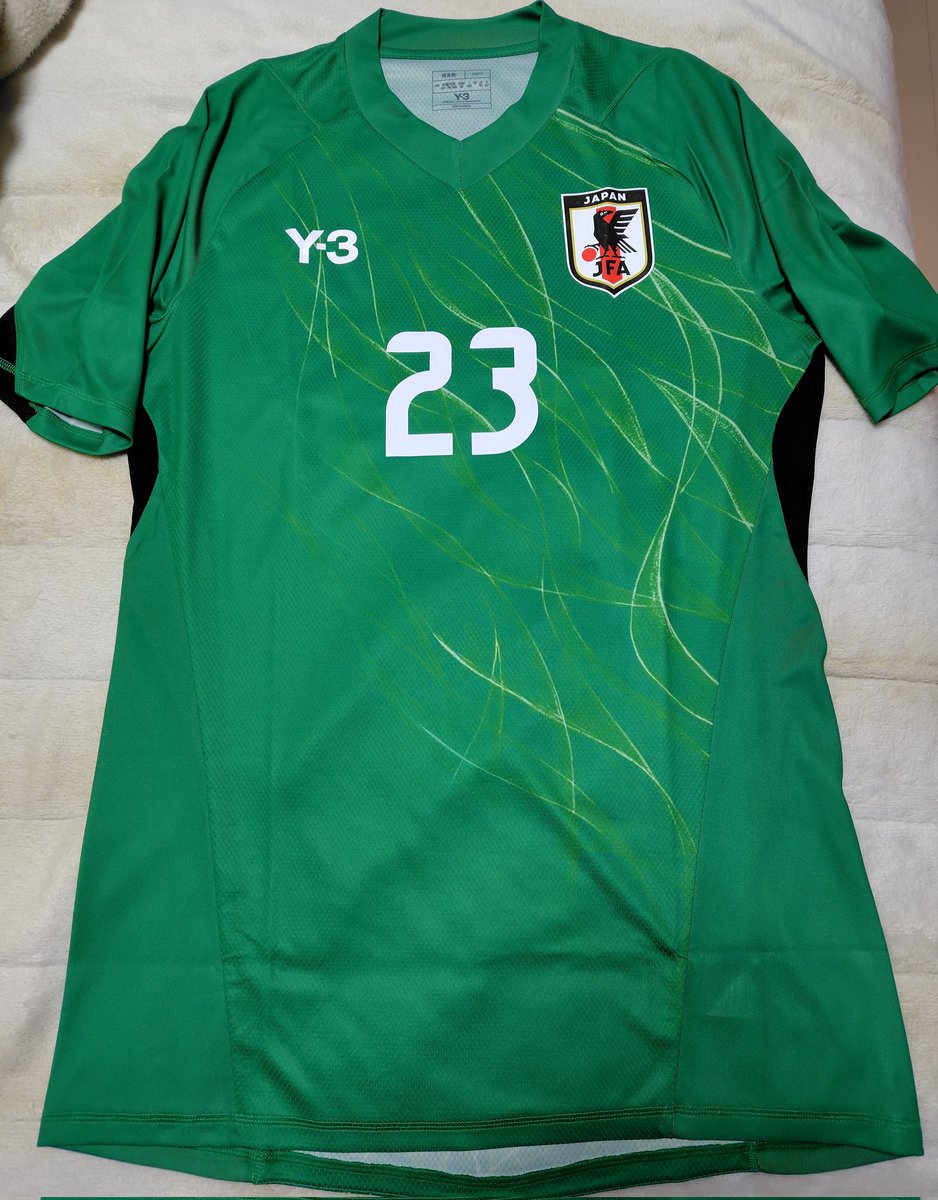 ヒデリン tweet media