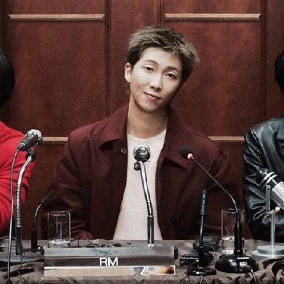 melhopee⊙⊝⊜ seeing bts tweet media