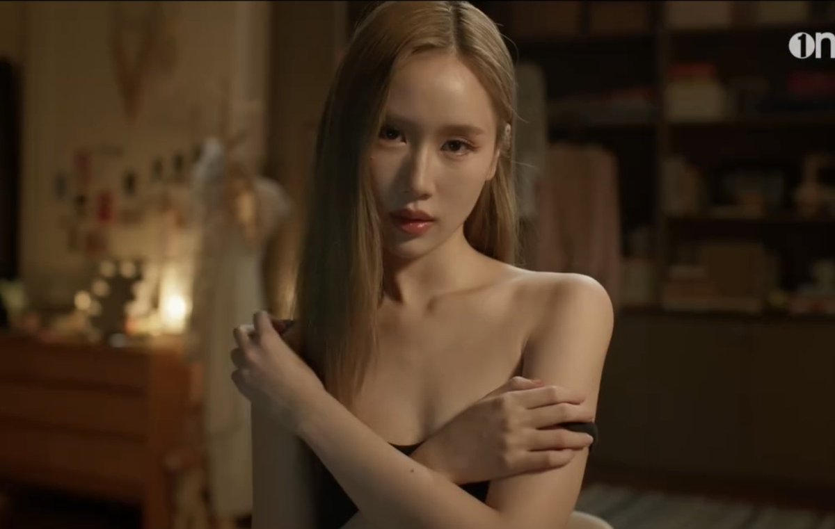 อันนี้น่าสนใจ ทำไมร้องไห้เหมือนกัน แนนโน๊ะกลายร่างได้รึเปล่า

#GirlFromNowhereTheReset 
#beckysangels‌