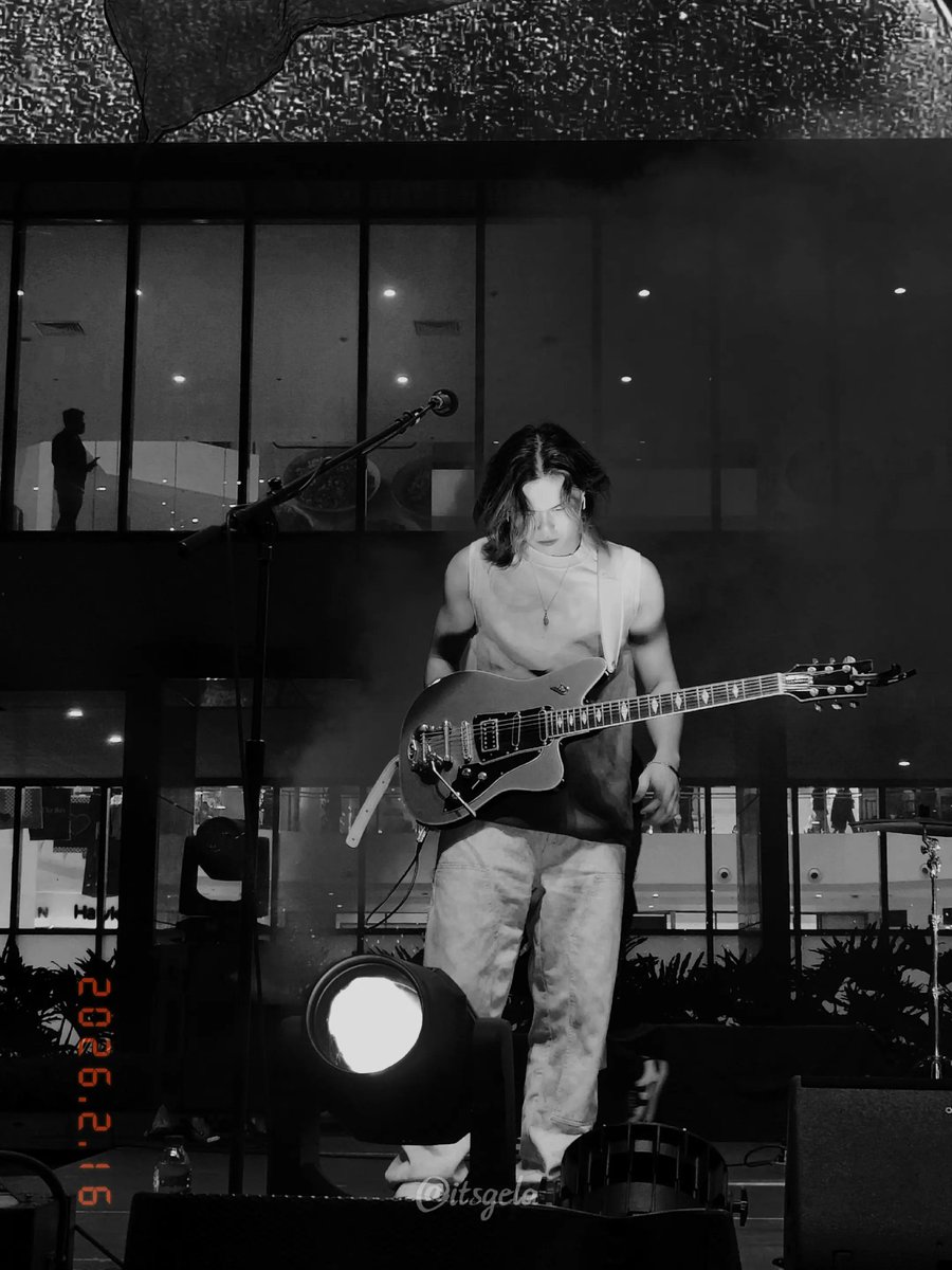 Angela Mariano tweet media