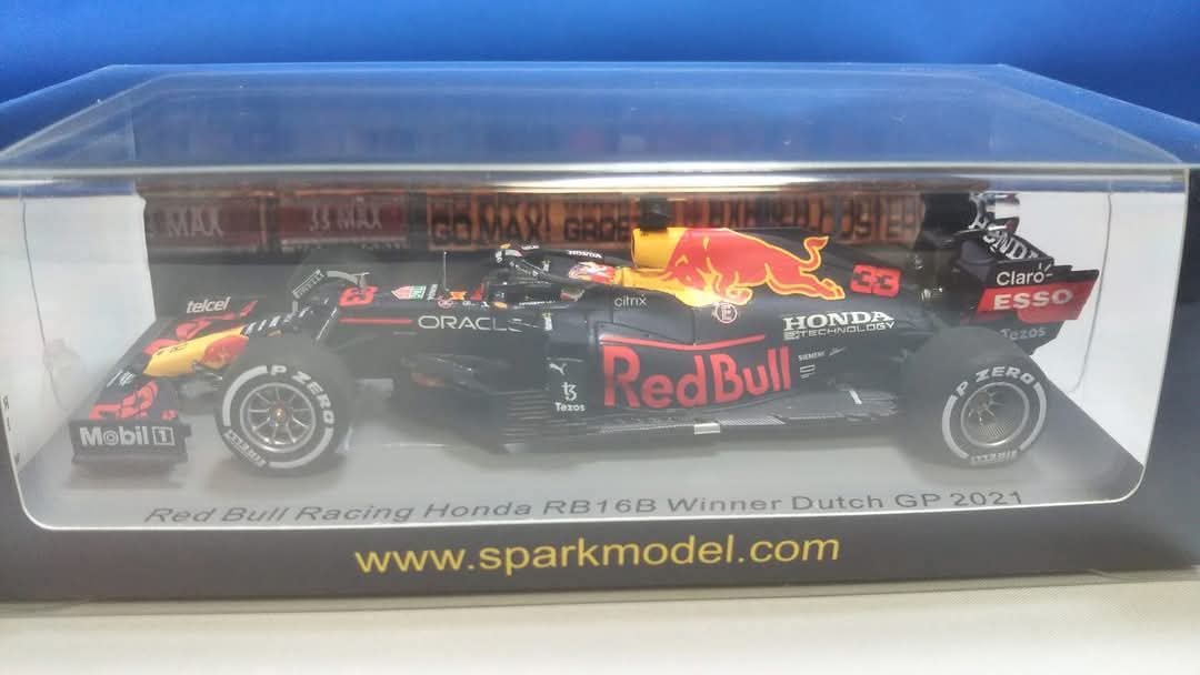 F1 2021のレッドブルレーシングホンダのマックス・フェルスタッペン