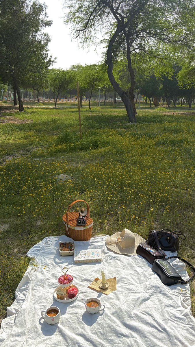 ‏قشطهَ tweet media