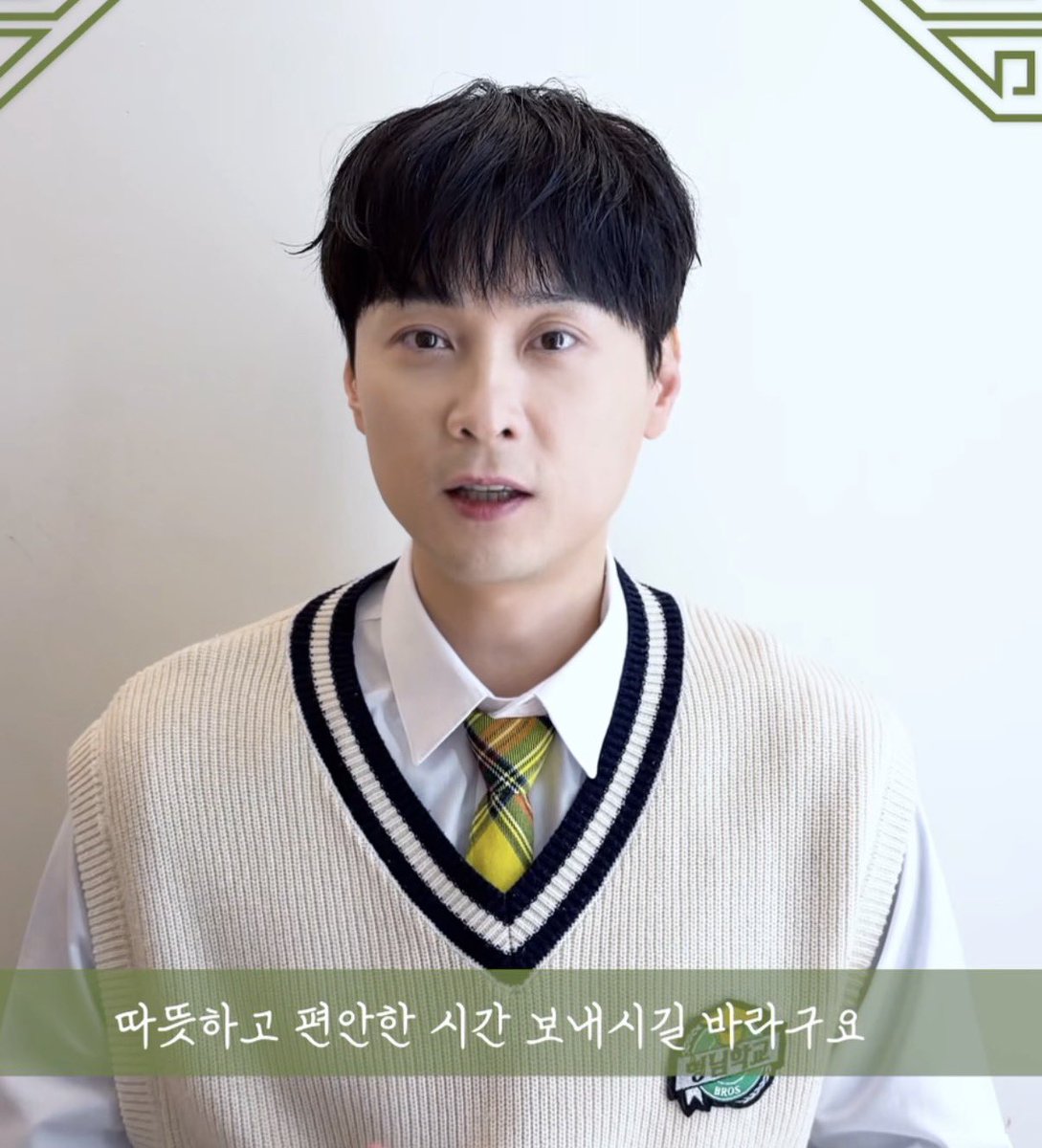 mingmingS2_____'s tweet photo. 4살이에요..? https://t.co/sAEwIhPuhx