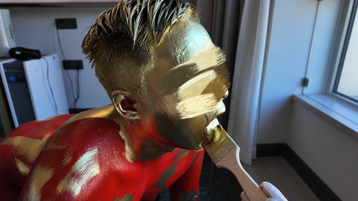 Tonkey Right tweet media