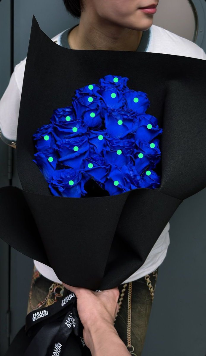 แกกชั้นล้ม ความจริง 21 ดอก เท่าอายุวิลเลี่ยมว้อยยย กรี้ดกว่าเดิม เอสอินดีเทลมาก วิลเลี่ยมรัก วิลเลี่ยมหลงคือไม่แปลกใจมาตลอด 😭😭