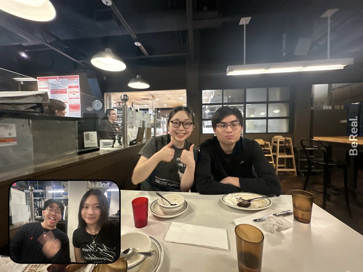 claire night skies🪼 tweet media