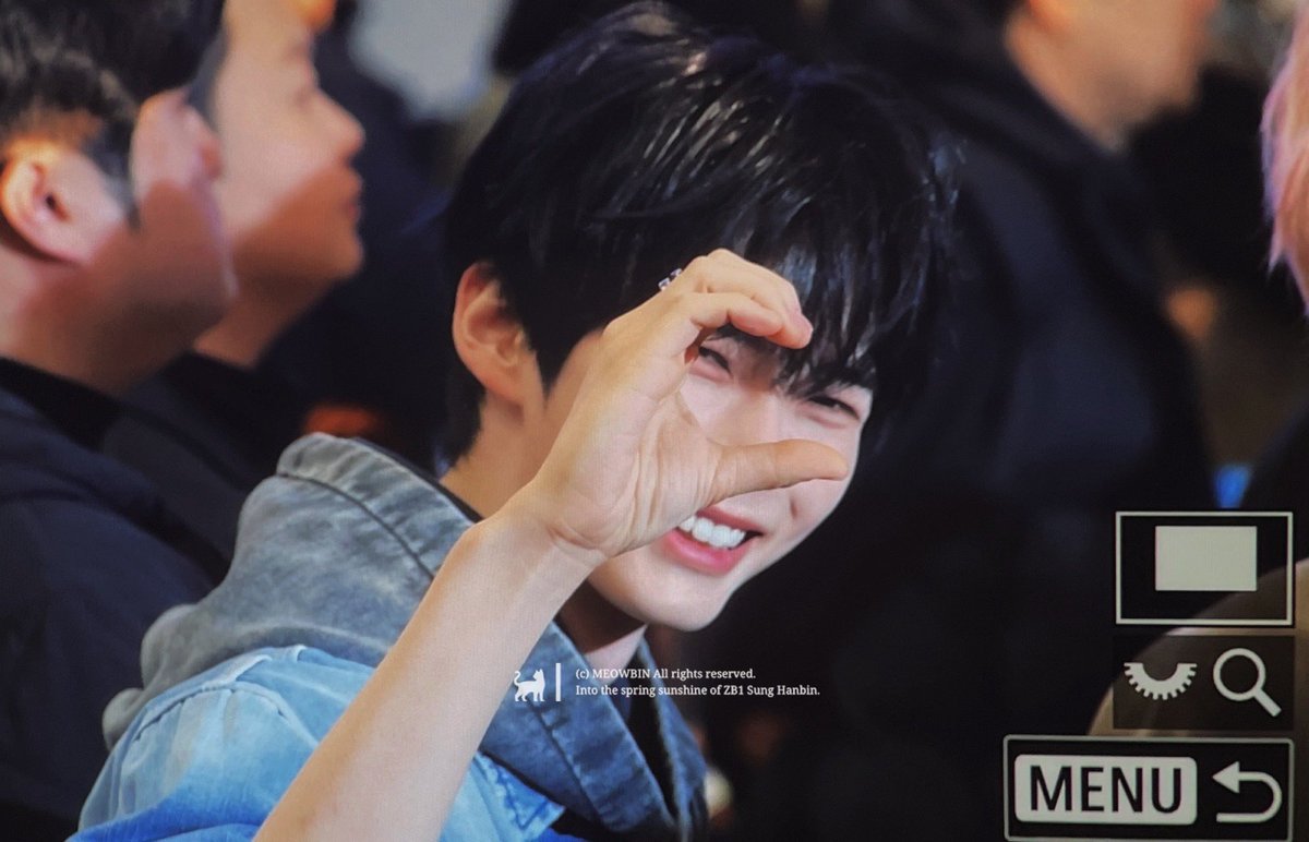 260216 GMP 출국

정말 보고싶었어🫶🏻

#제로베이스원  #ZEROBASEONE  #ZB1 
#성한빈 #SUNGHANBIN #ソンハンビン