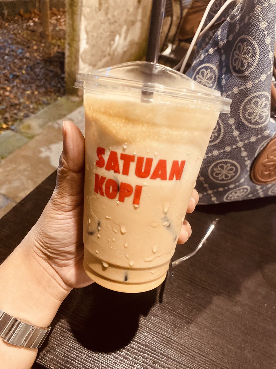 dump’s 🧚🏻⚡️💚 tweet media