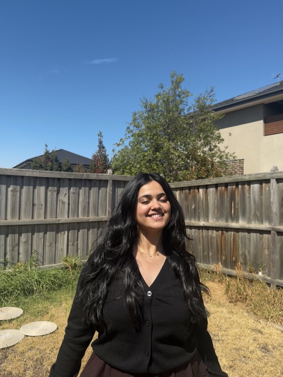 isHaHaHa tweet media