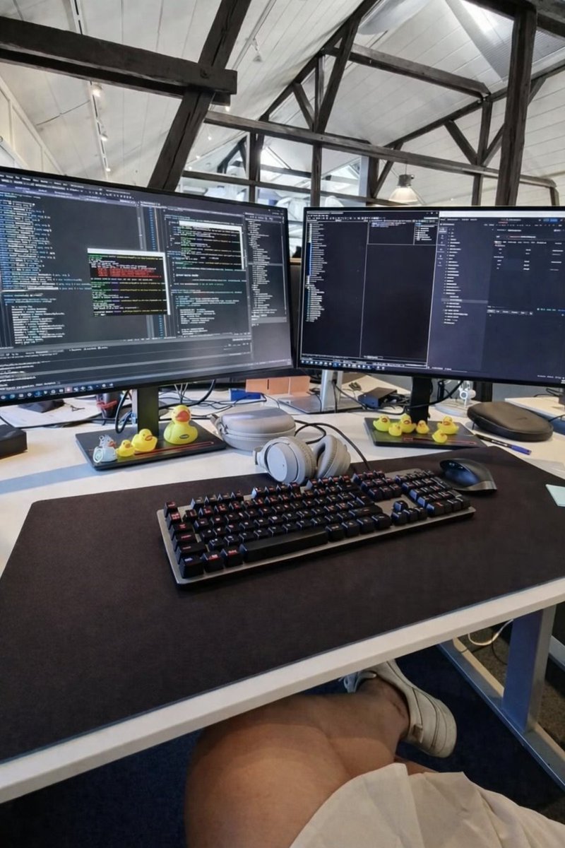 Adit_Yah🍁 tweet media