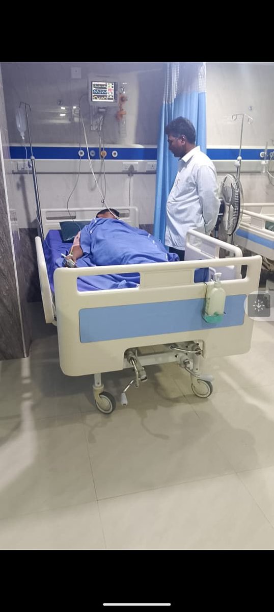 Maa friend valla brother (Andhra layola college) ki liver failure ayyindi. Liver transplantation ki almost 25L avutadhi ani chepparu anta. Present AIIMs Mangalagiri lo treatment jarugutundhi. 

He's from a very poor family , so Meeku thochinantha help cheyandi please 🙏🙏.