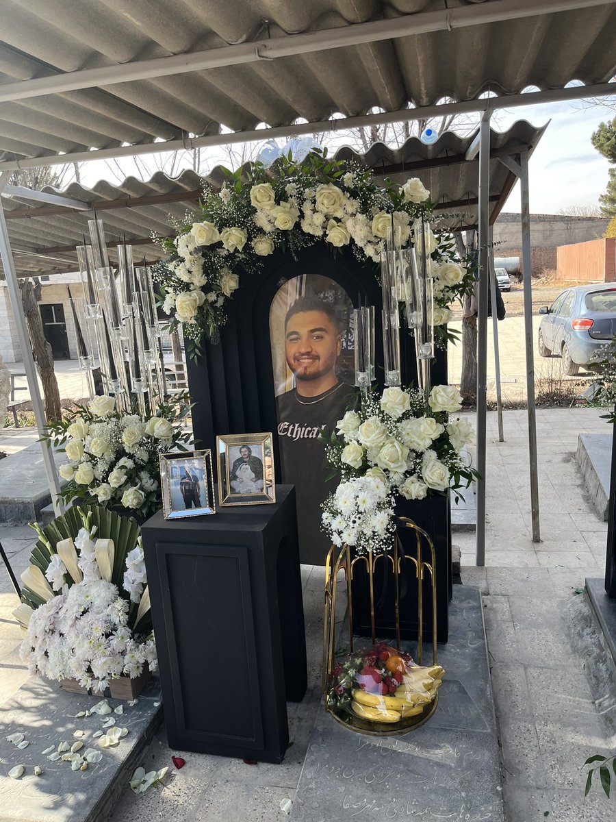 موتوز چیطوری🇮🇷 tweet media