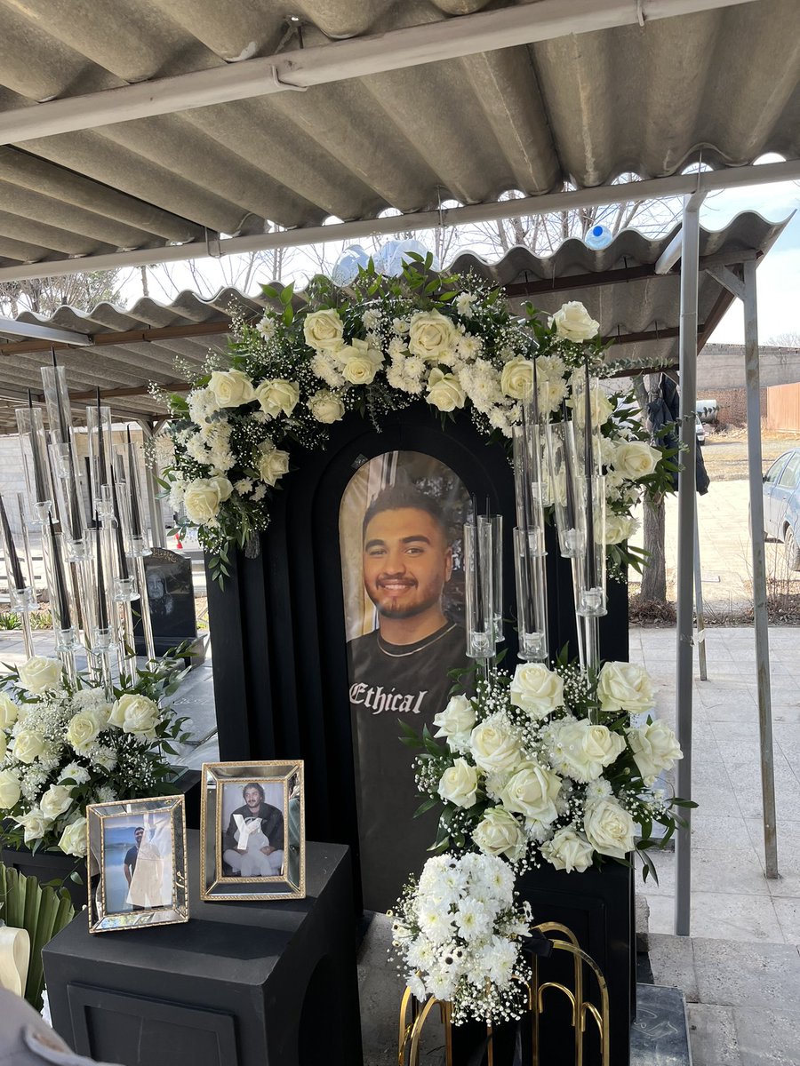 موتوز چیطوری🇮🇷 tweet media