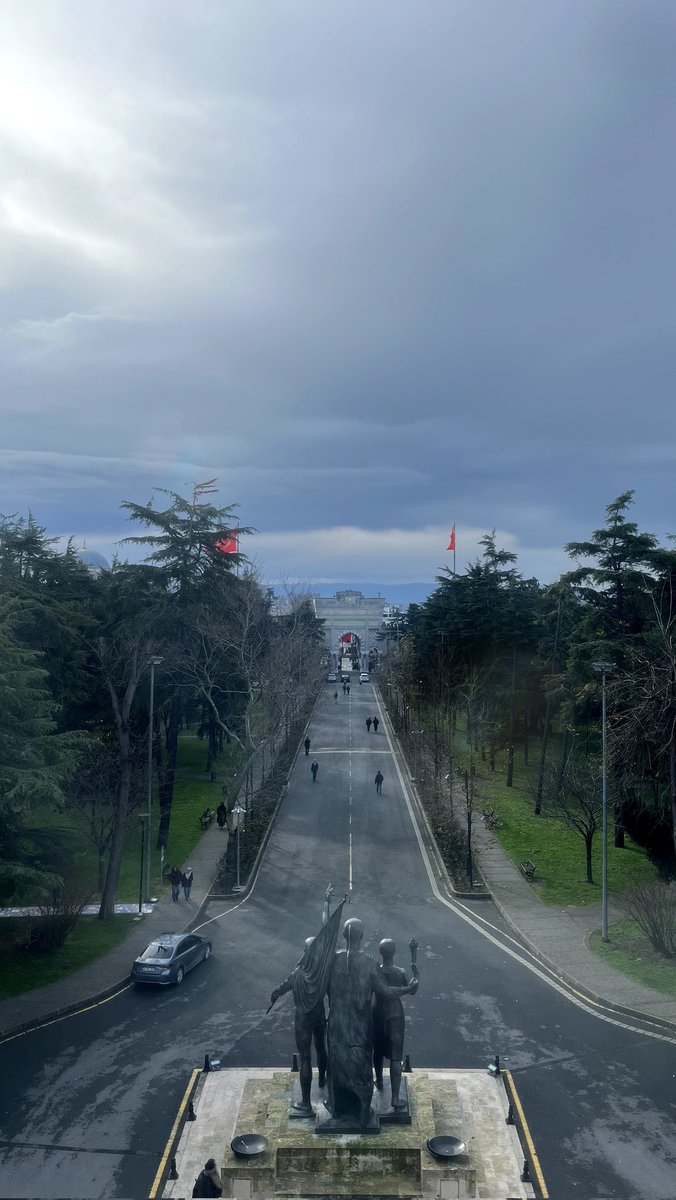 İstanbul Üniversitesi tweet media