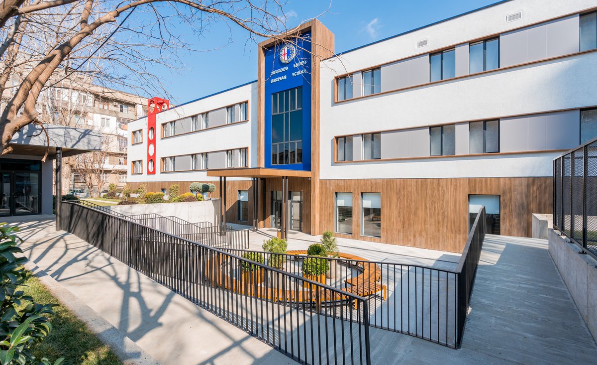 European School tweet media