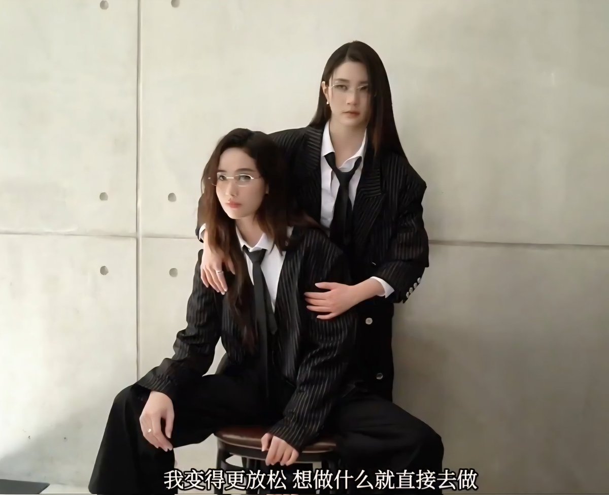 เจน่า เจ้าจิ๋ว ใช้เวลากับ 19 ขวบวันนี้ให้เต็มที่นะลูก พรุ่งนี้ 20 เต็มหนูต้องทำใจนะว่าแม่ๆจะหายไปเกือบไม่เหลือ 😁😉

#aangelinaass