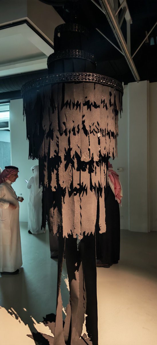 AEllaithy's tweet photo. لقطات من الأعمال الفنية الفنان الجميل #سعيد_قمحاوي 
معرض لقاء مؤقت، بسيط و لكن ملفت للعقل https://t.co/EgbzAPqpoZ