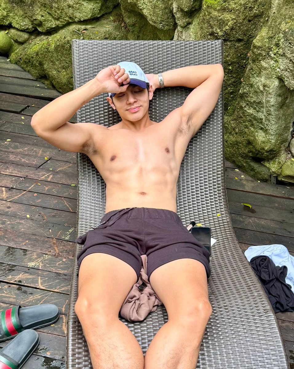 Ron, pwedeng pumatong?