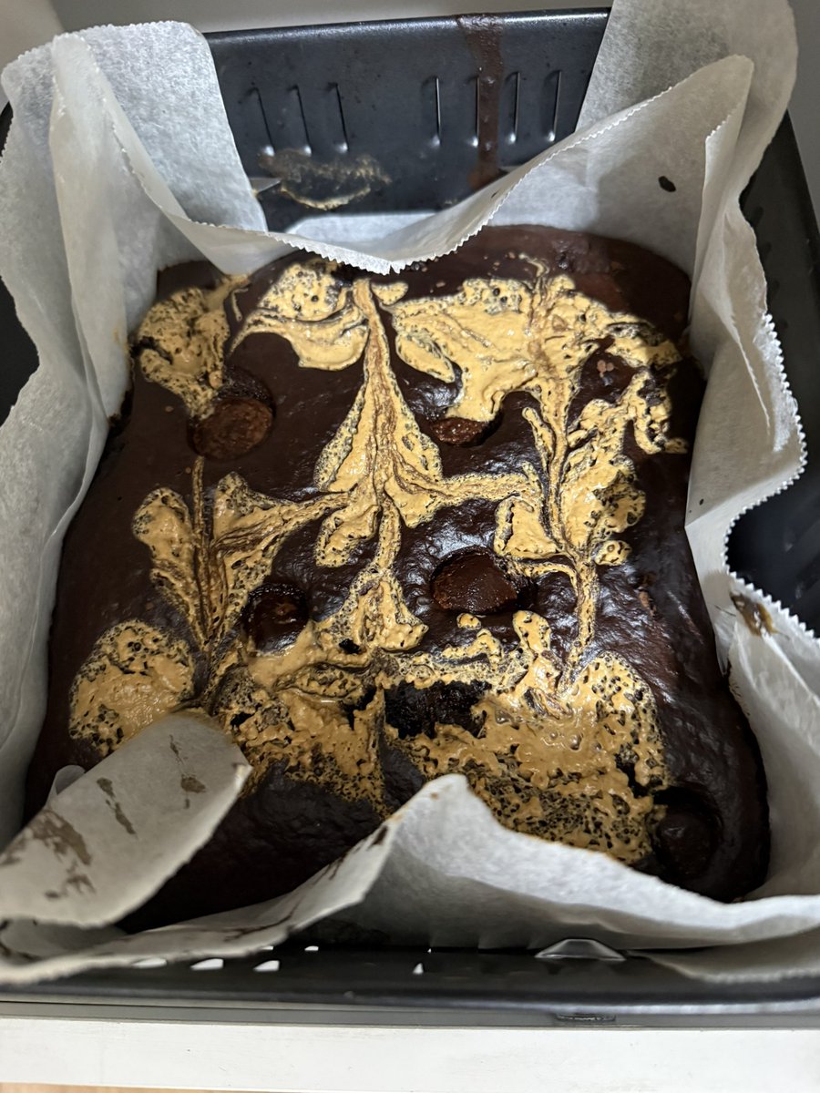 우리집 명절음식
바나나브레드 (노밀가루/노버터)

youtu.be/4-WcgxvRee8?si…