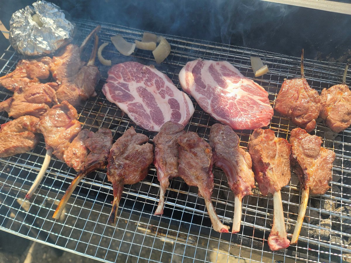 #둥더야_먹어_먹으라구
#준서야_뭐먹니
우리준서 식구들만나서 맛난거 많이먹구
많이웃고 즐겁게 놀다왕🤍🍀