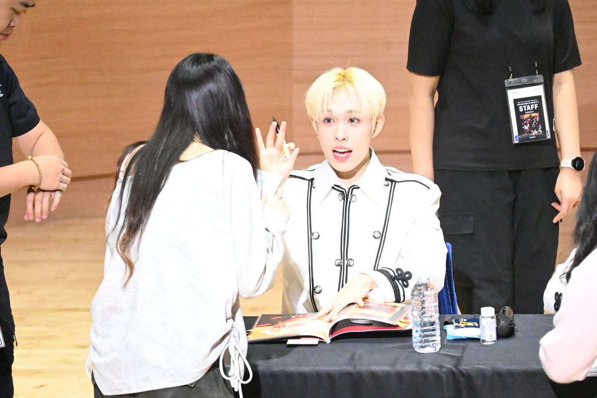 260214 MS in Taipei 超萌爆…… #HYUI #휴이 #ヒュイ #NEXZ