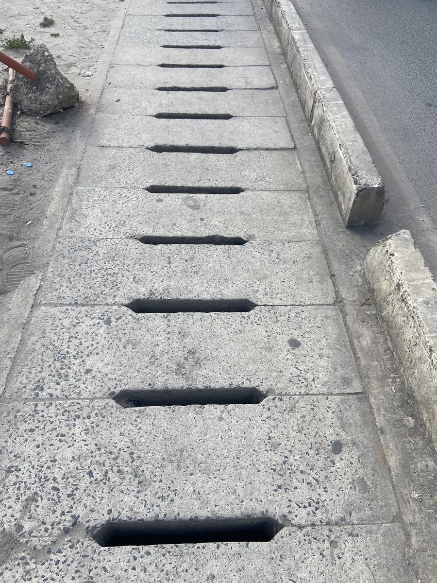 WHYMYCATISSAD tweet media