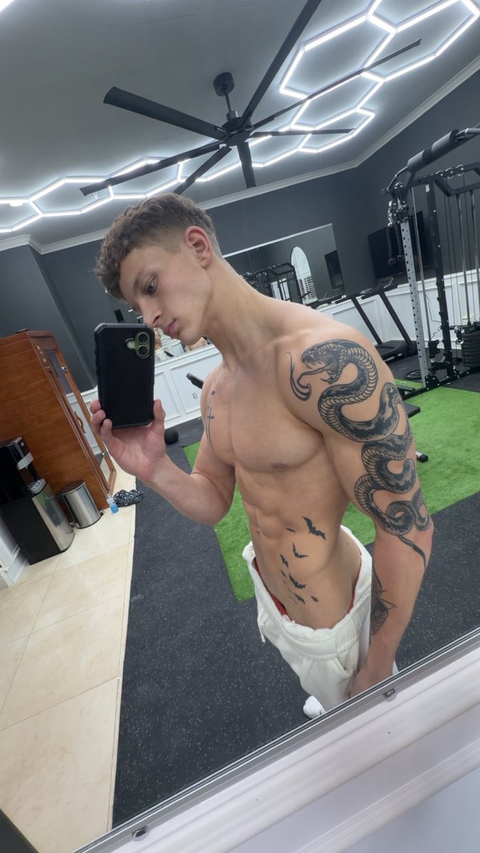 follow the V line 🙈