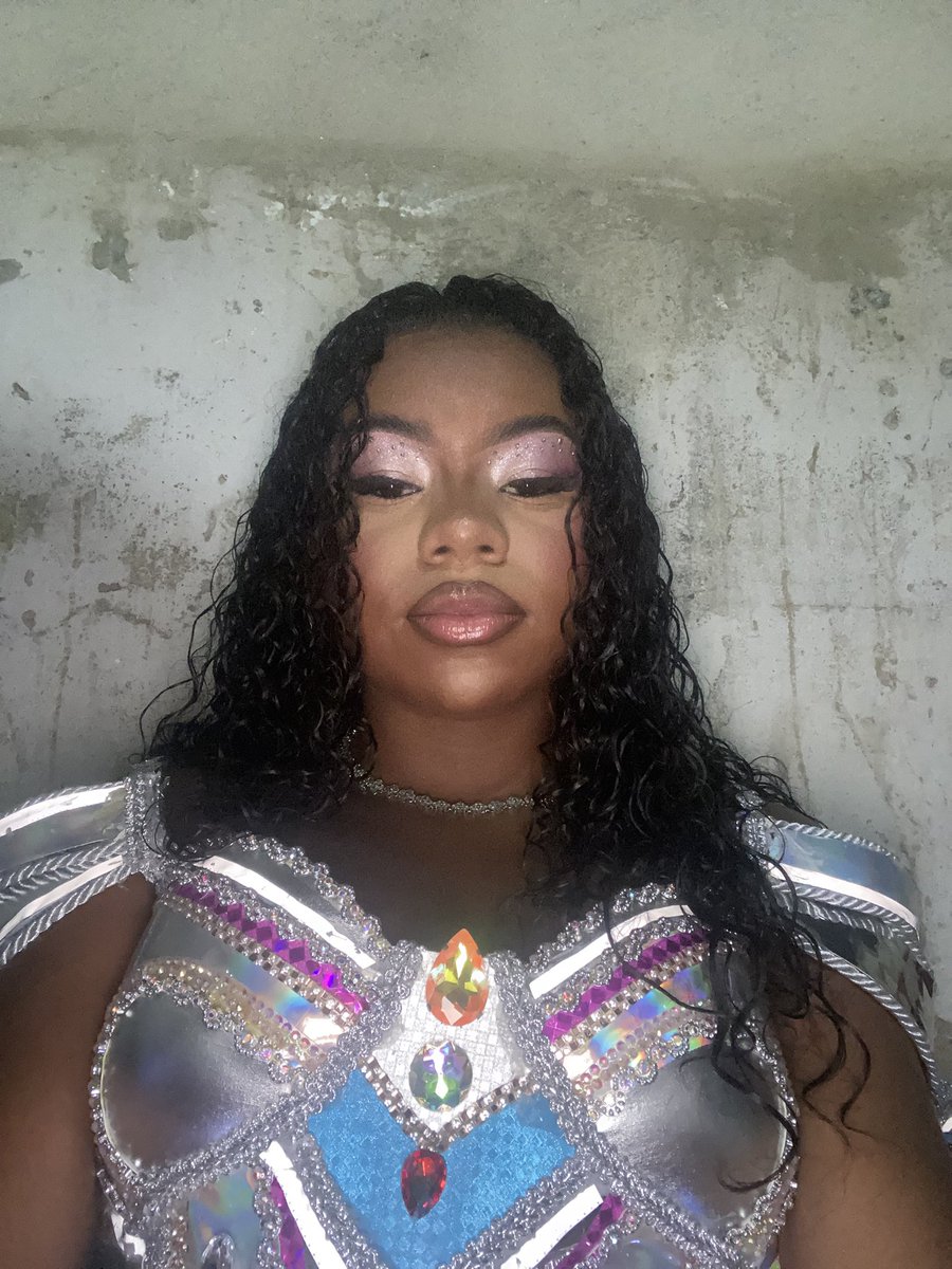 Atrasadas, mas é de luxo 〽️🥳