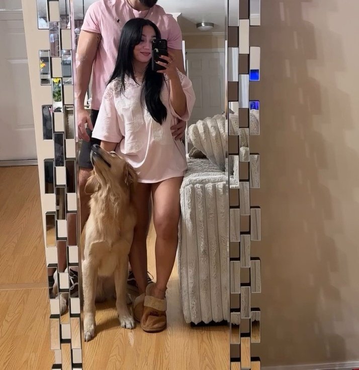 I love nothing more than wearing your tee and a good mirror shot... it could be you....