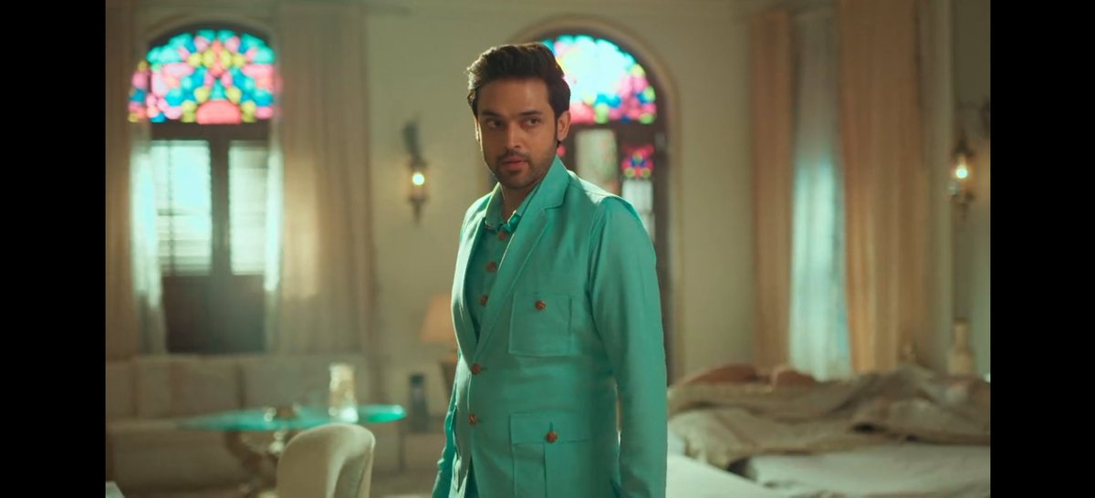 It is amazing how Seher and Mahid are brought together by one common personality trait and that's Empathy. 

Something that so many ITV heroes and heroines have been lacking over time. 
As individuals, no matter how tough life gets, they never stop Empathizing
#SeherHoneKoHai