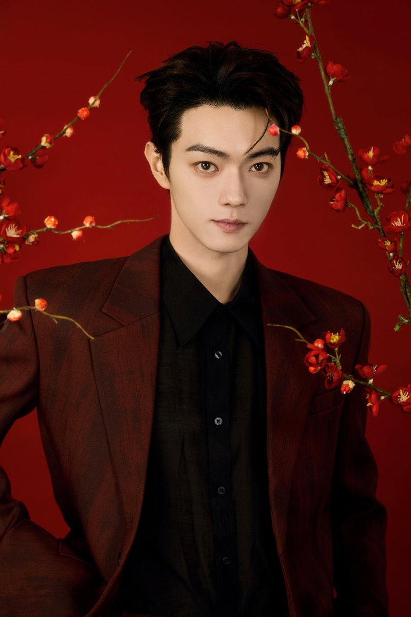 Xu Kai Studio Weibo (3/3) 2.16.26 so happy to see new pics for the