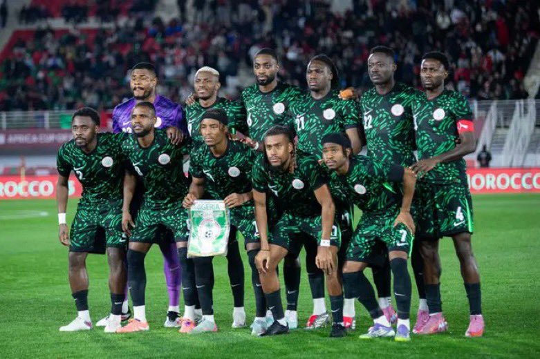 ElitesAfrica's tweet photo. “We’re waiting,”

- Nigerians are alert and ready as FIFA rules on World Cup qualification today. 

#ribadu #motivation #davido #funsho https://t.co/x0jMHdsXnA